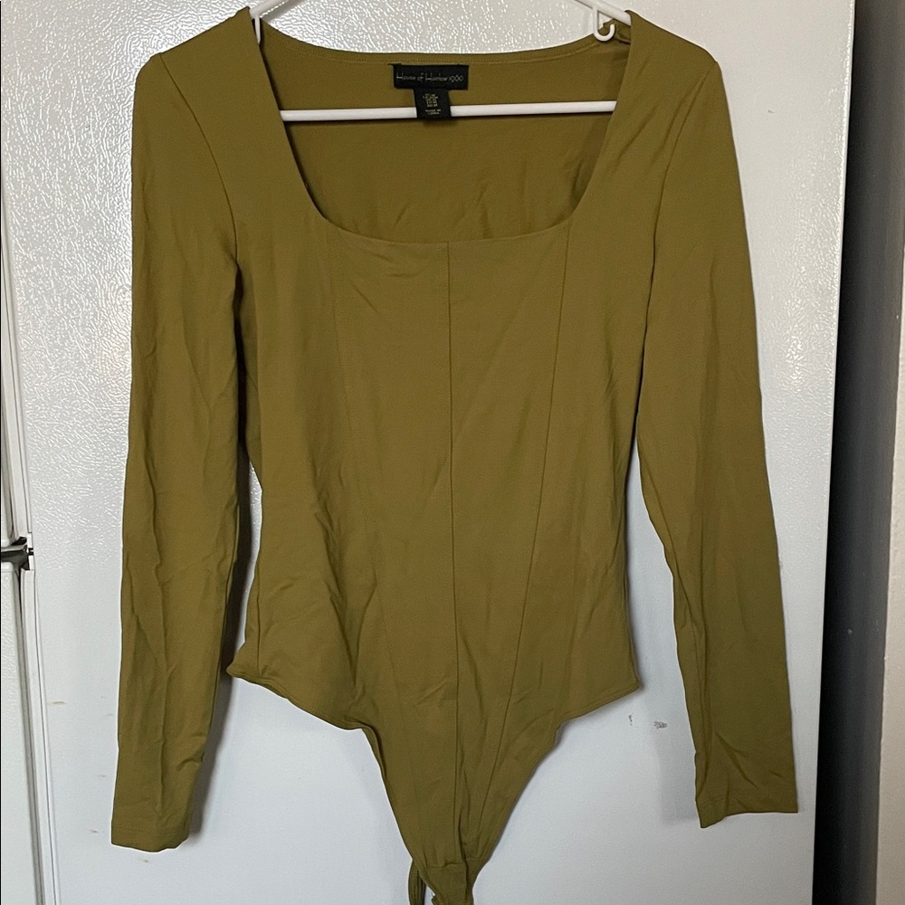 House of Harlow 1960‎ Medium Longsleeve Thong Bodysuit City Life Classic